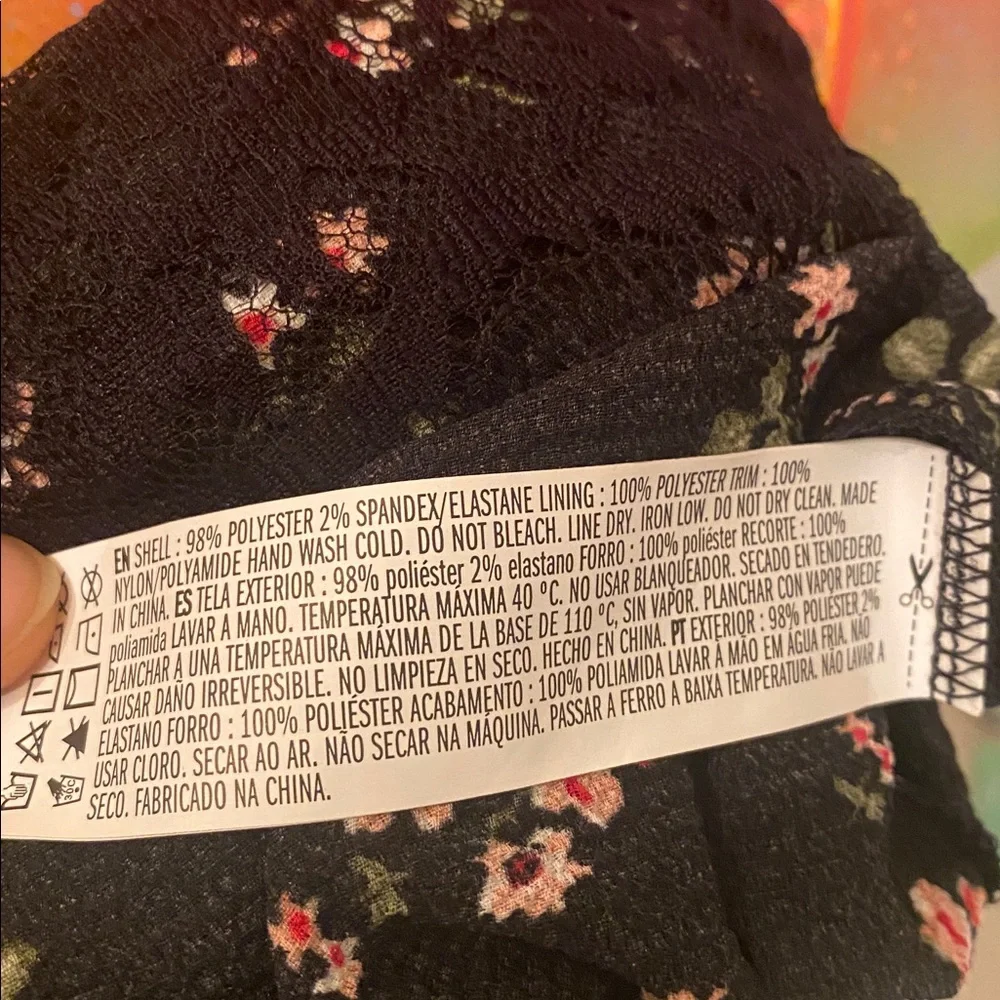 Forever 21 Black Floral Lace Cami NWTs - Picture 11 of 11